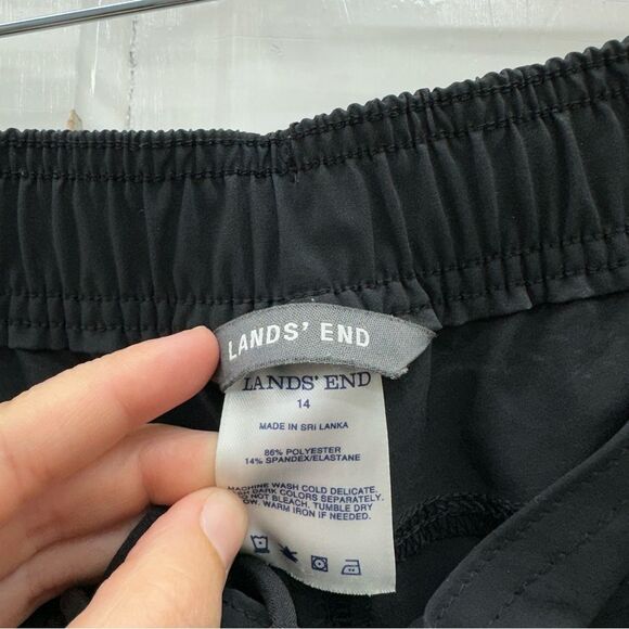 Lands' End black athletic shorts women's 14 drawstring in waistband - Picture 4 of 4